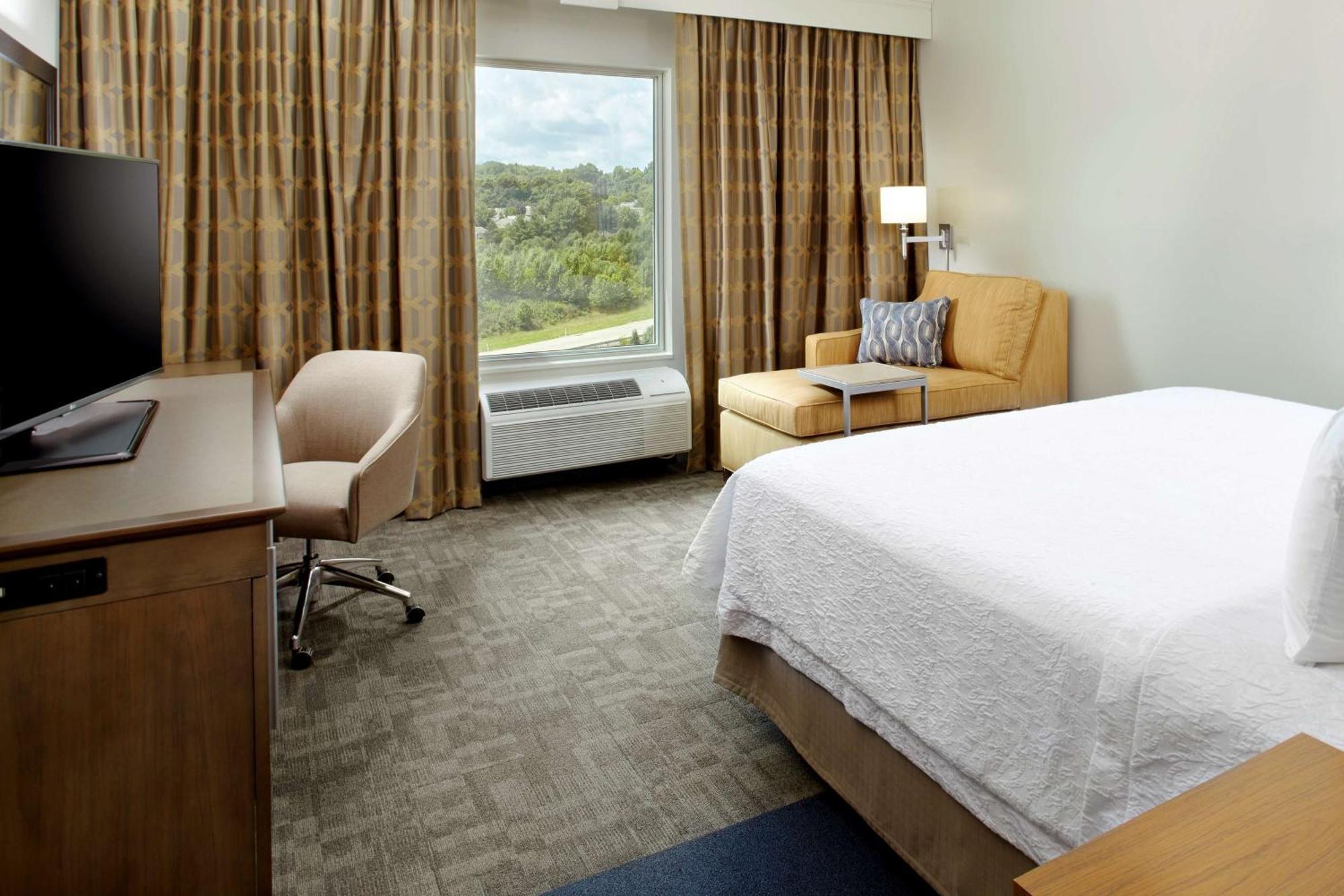 Hampton Inn & Suites Pittsburgh Airport South/Settlers Ridge Robinson Township Esterno foto